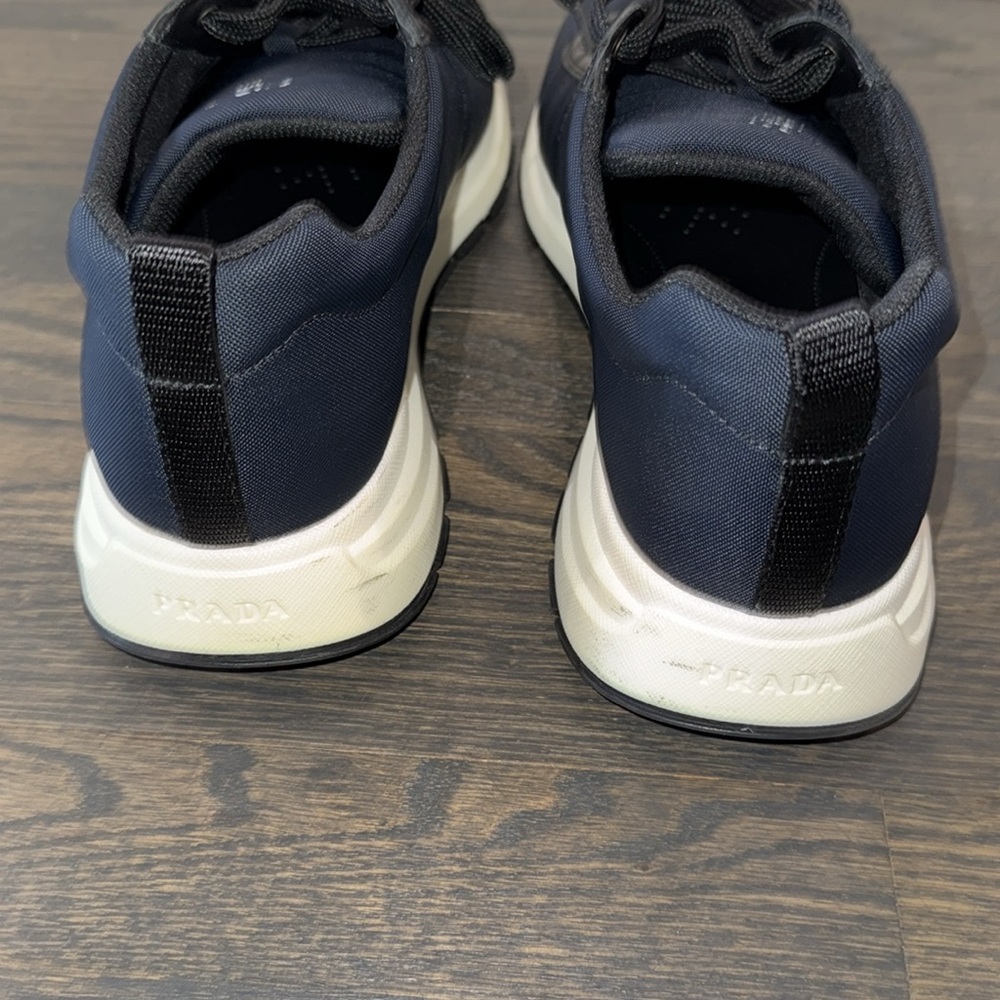 Prada Calzature Uomo Sneaker-4E3486–Authentic-EUC - Picture 5 of 13